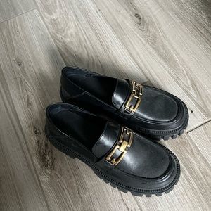 Chunky black leather loafers size 7.5